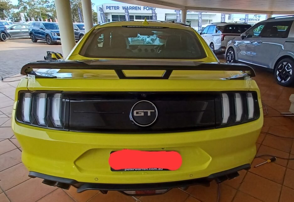 Ford-Mustang-S550-2016-2023-Performance-Pack-Supplier Gloss Black-Real-Install