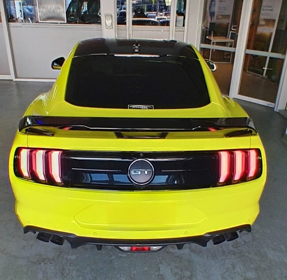 Ford-Mustang-S550-2016-2023-Performance-Pack-Supplier Gloss Black-Real-Install