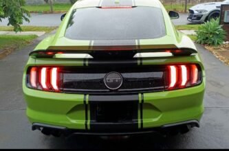 Ford Mustang GT500 Style Rear Spoiler with Gurney Flap – Aggressive Performance Aesthetic