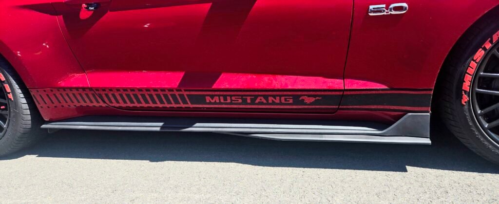 Ford-Mustang-S550-2015-2023-Side-Skirts-Real-Install