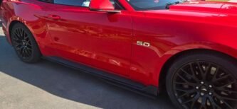 Forde Mustang S550 Side Skirts Installed
