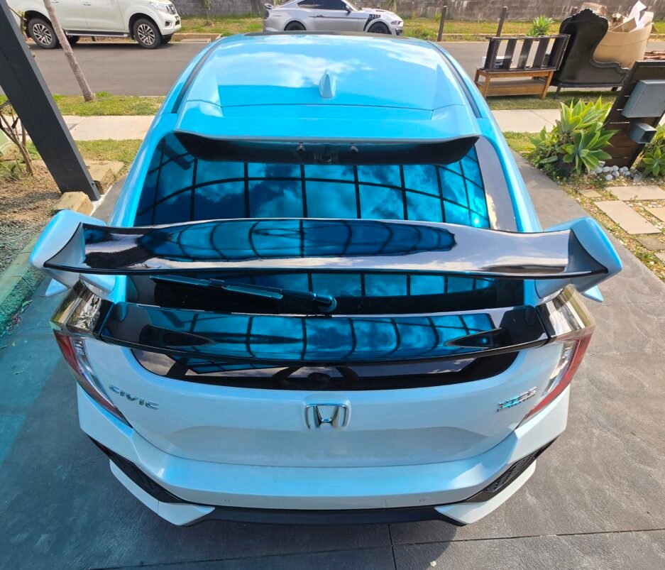 Honda Civic 10th Gen Hatchback Type R style rear spoiler white and gloss black 2016–2021 FK7 RS rear wing